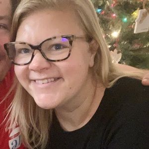 Meet your Posher, Robyn